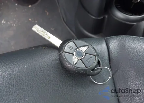 2006 Mini Cooper S z USA, uszkodzony, nr VIN WMWRE33546TJ36928